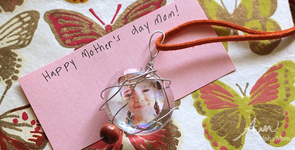 Mother's day store pendant