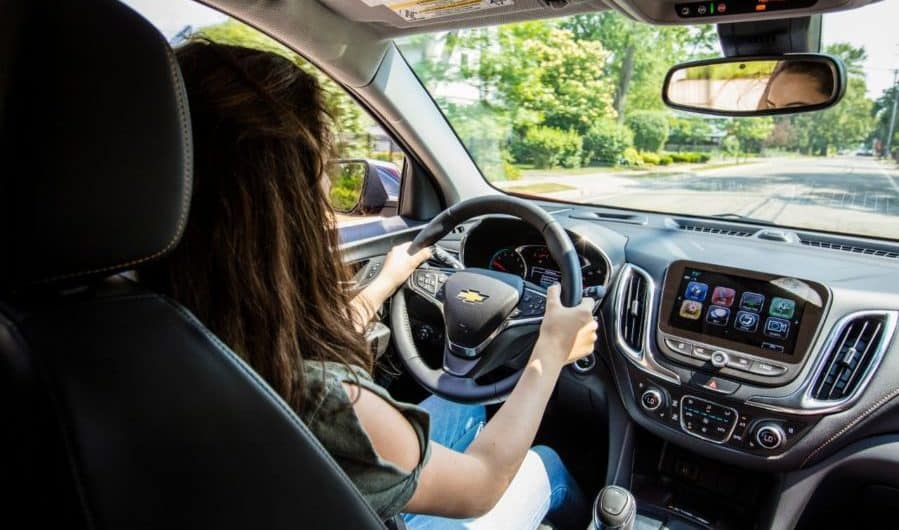 These auto manufacturers have your teen driver’s safety (and your sanity) in mind with new technology by Kristin Shaw for Alphamom.com #CarSafety #CarTechnology #TeenDriver