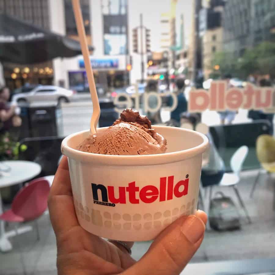 hand holding up Nutella gelato at the Nutella Cafe in Chicago